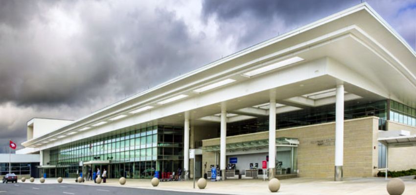 Bill and Hillary Clinton National Airport