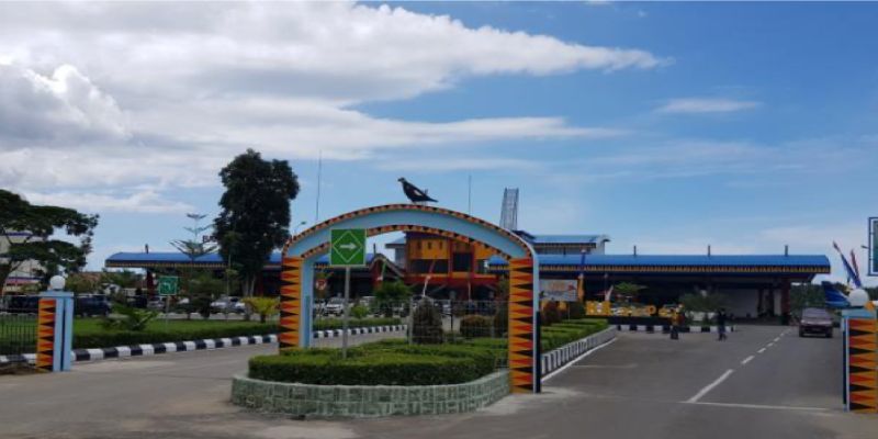 Binaka Airport