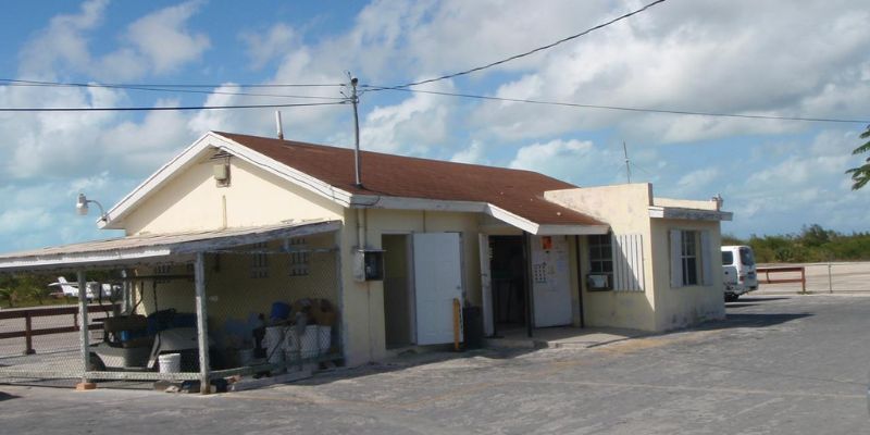 Deadman’s Cay Settlement Airport