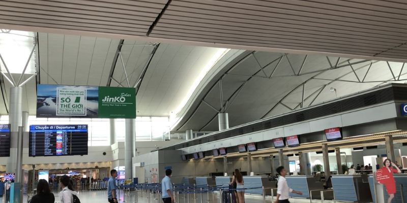 Nà Sản Airport