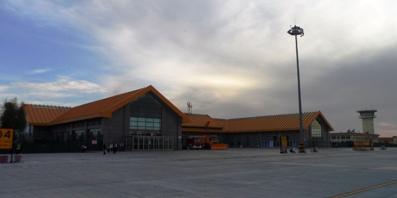 Zhongwei Shapotou Airport